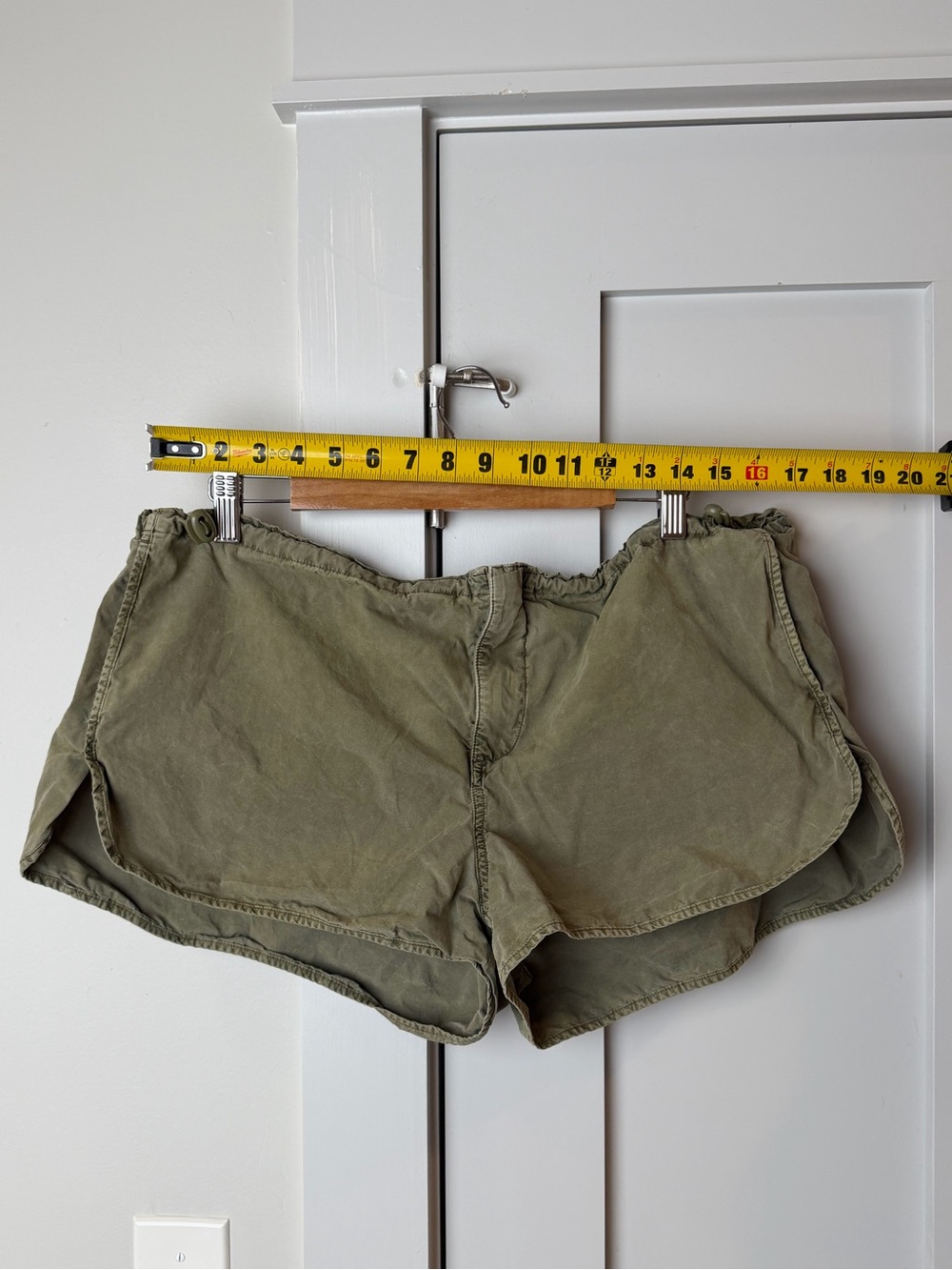 Urban Outfitters Avery Pull-On Shorts